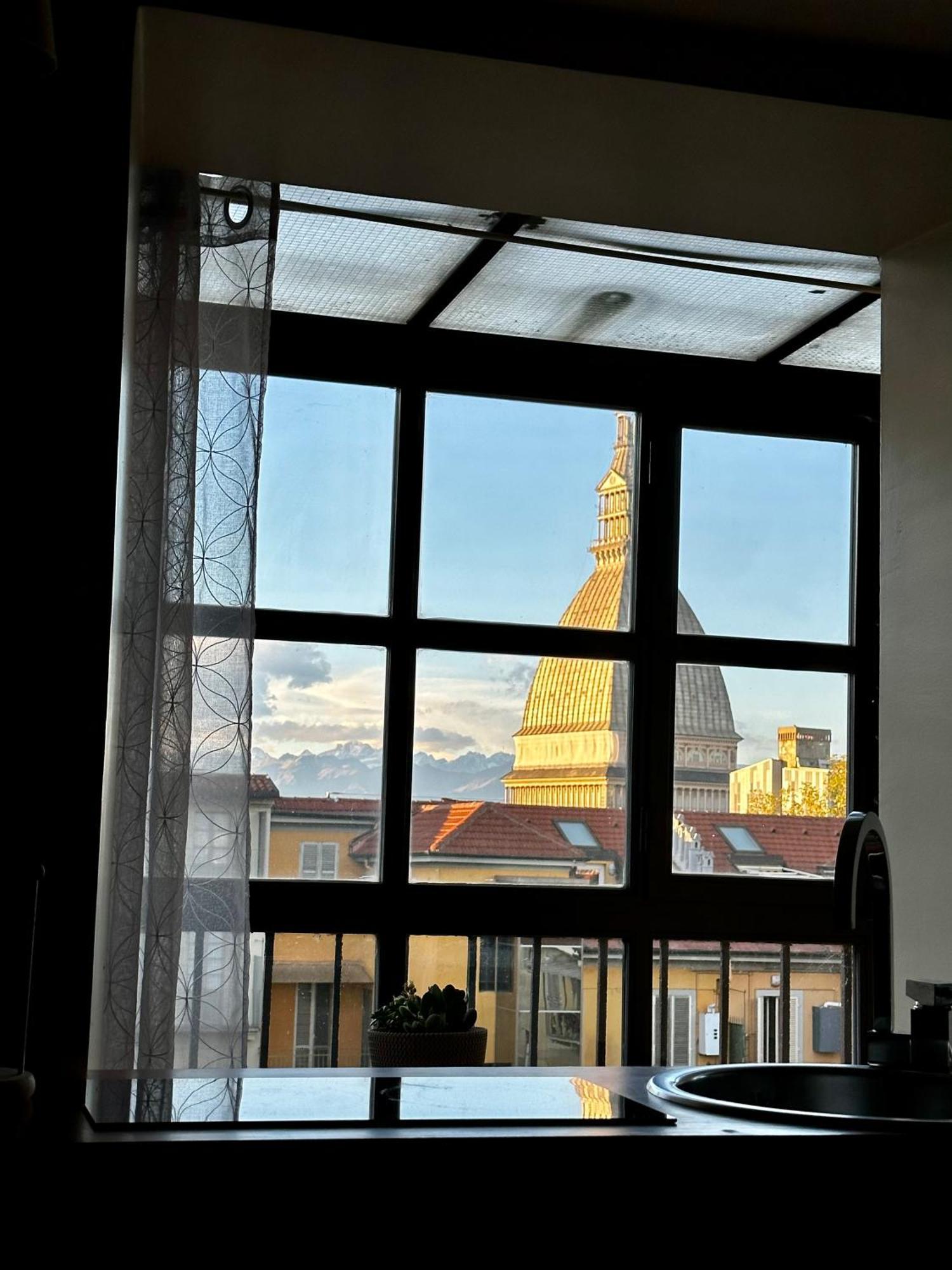 Le Finestre Sulla Mole Daire Torino Dış mekan fotoğraf