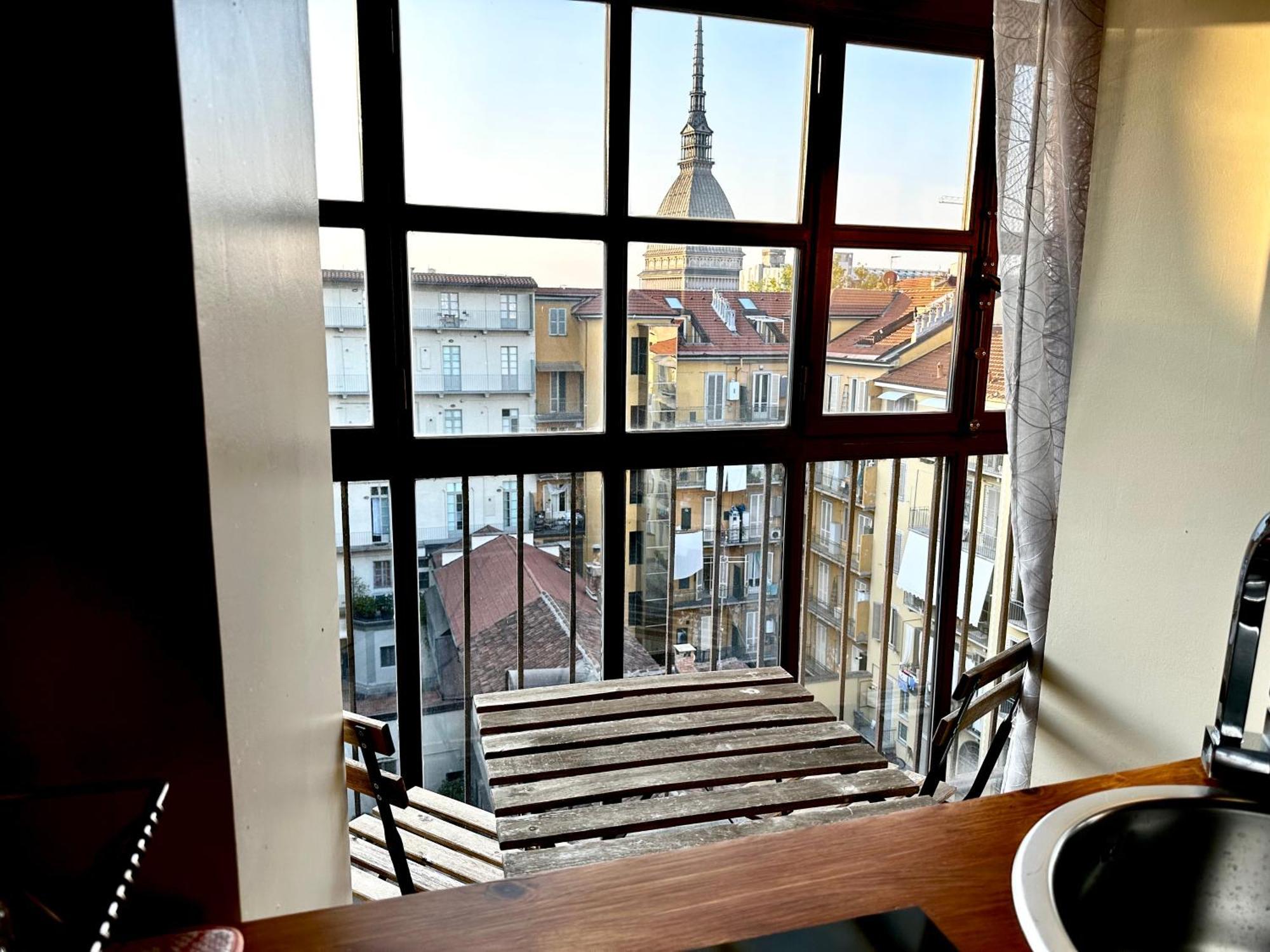 Le Finestre Sulla Mole Daire Torino Dış mekan fotoğraf