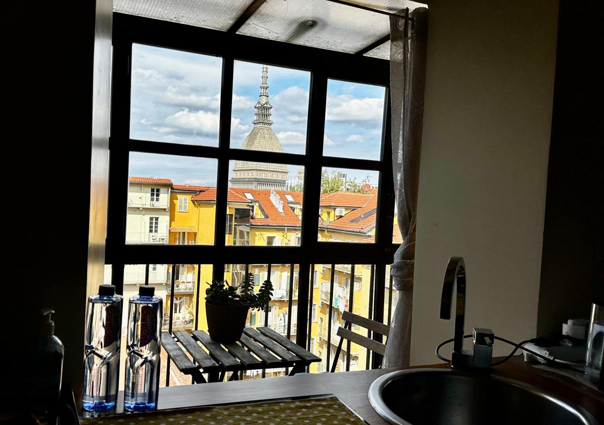 Le Finestre Sulla Mole Daire Torino Dış mekan fotoğraf