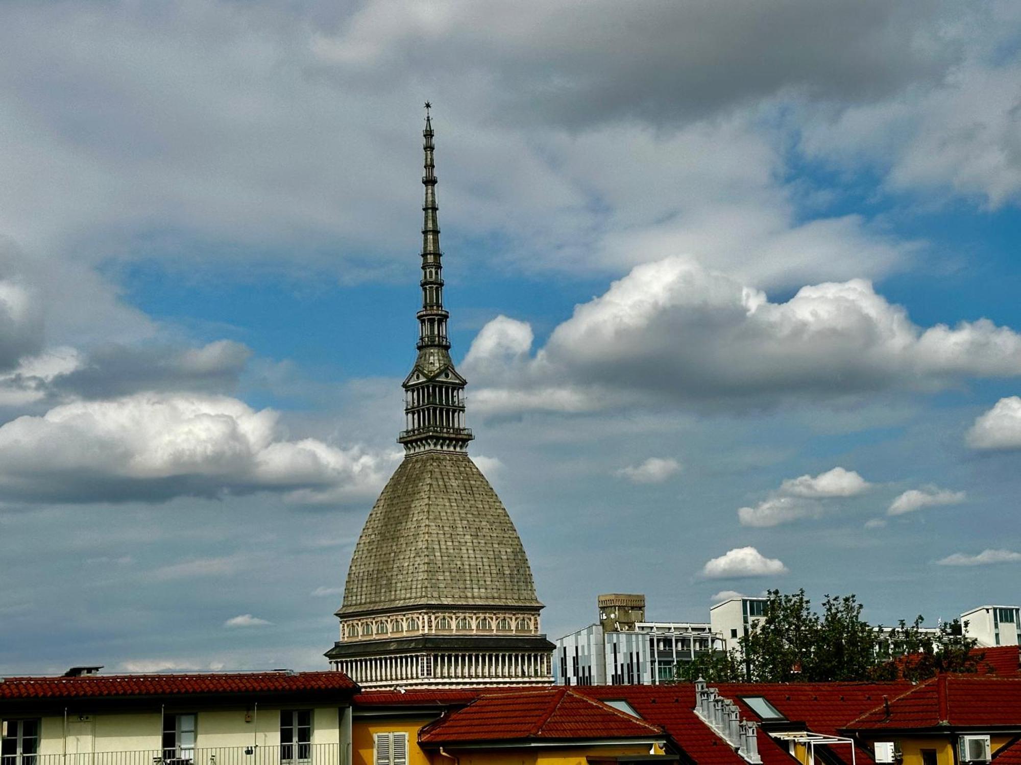 Le Finestre Sulla Mole Daire Torino Dış mekan fotoğraf